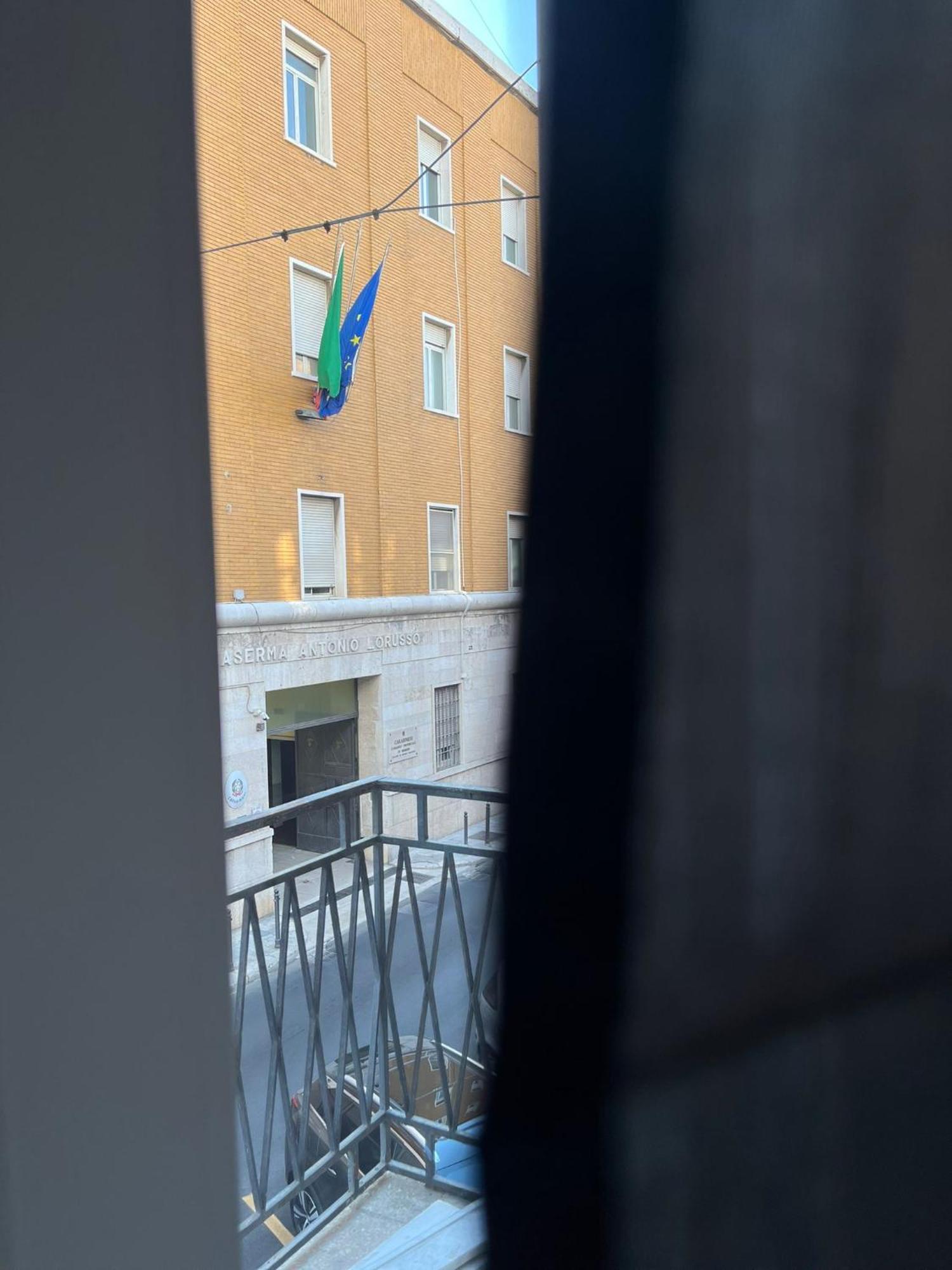 Goodbye Moon Apartment Бриндізі Екстер'єр фото